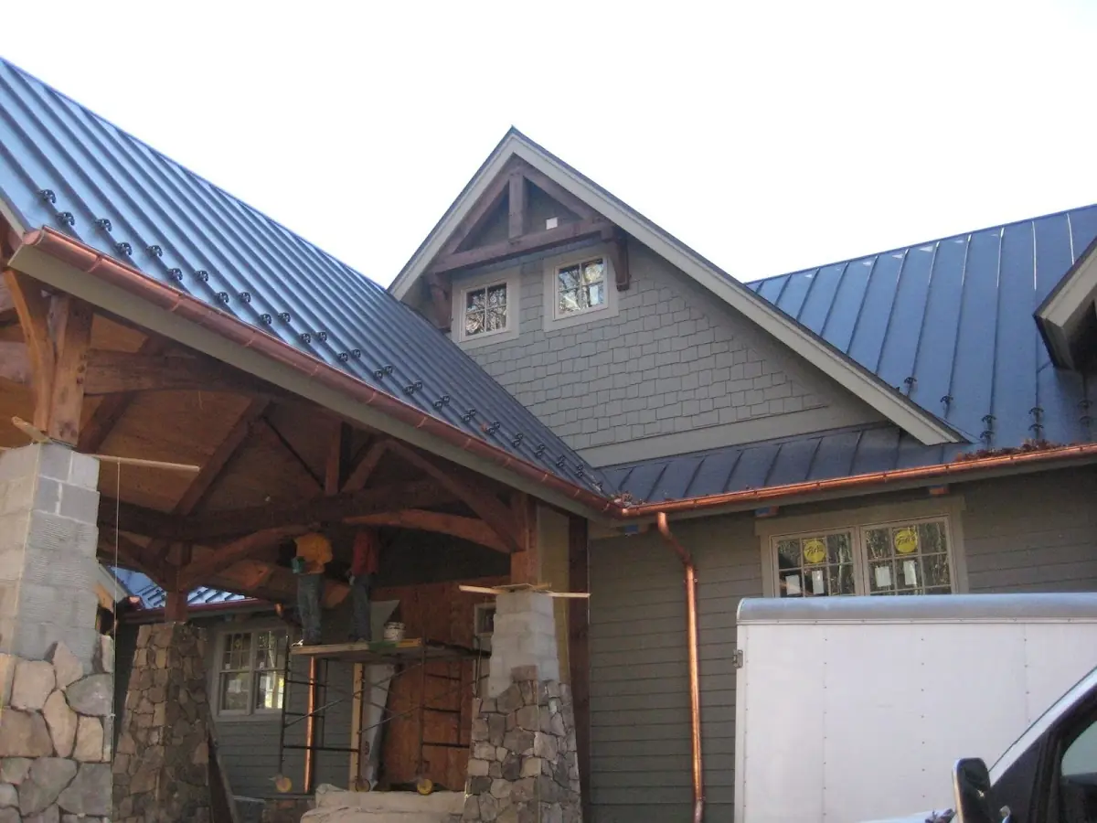 Craftsman Roofing team delivering quality roofing work in Ozark